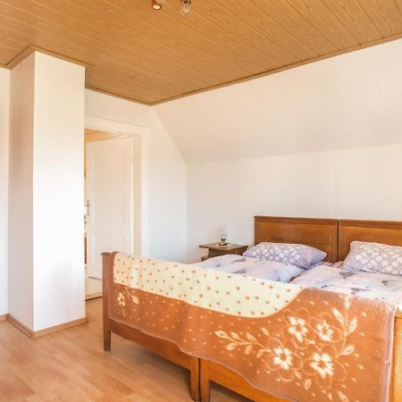 Alluring Holiday Home In Meisdorf With Garden Екстериор снимка