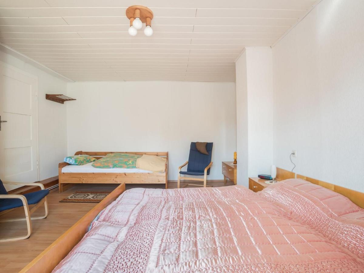Alluring Holiday Home In Meisdorf With Garden Екстериор снимка