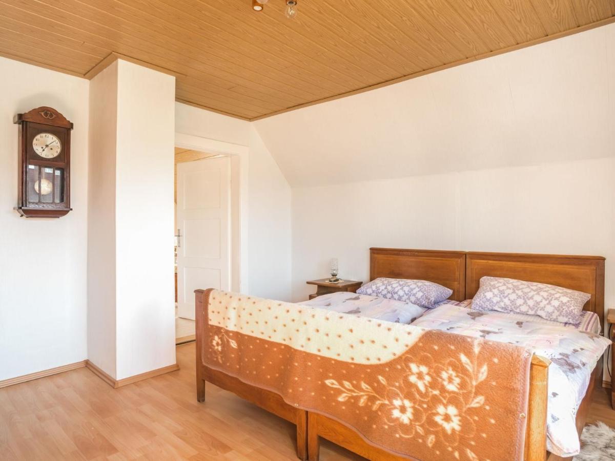 Alluring Holiday Home In Meisdorf With Garden Екстериор снимка